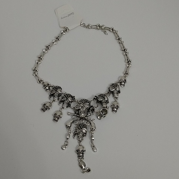 New 3D Skeleton Pirate Bone Dangle Necklace - Picture 2 of 8